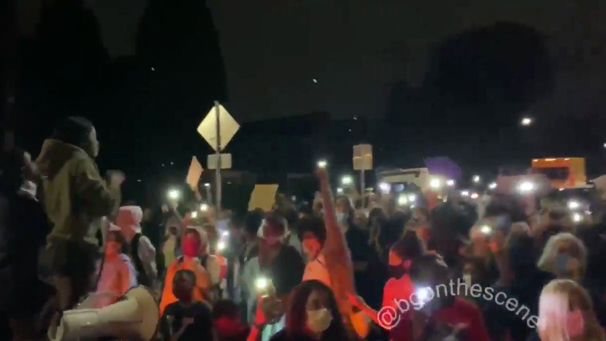 BLM protesters angrily take to Portland neighborhood in dead of night: 'Wake up, motherf***er!'