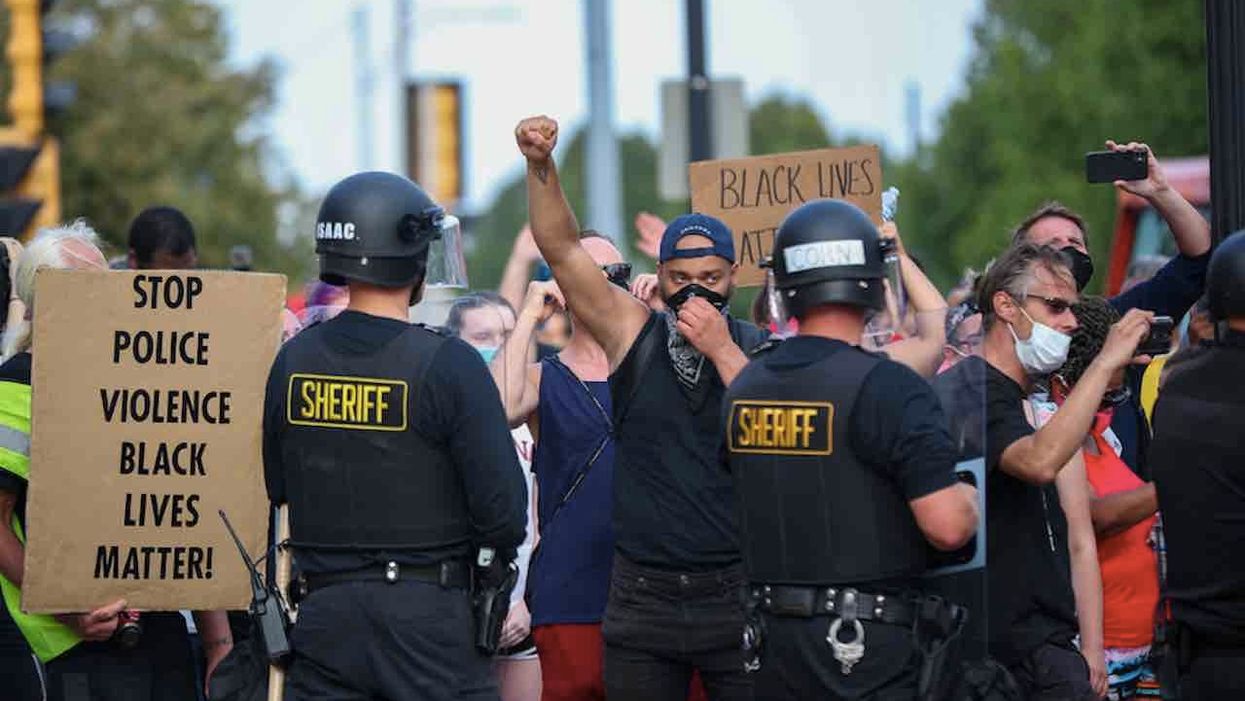 BLM supporter appears to call on Kenosha 'protesters' to target local Amazon Fulfillment Center