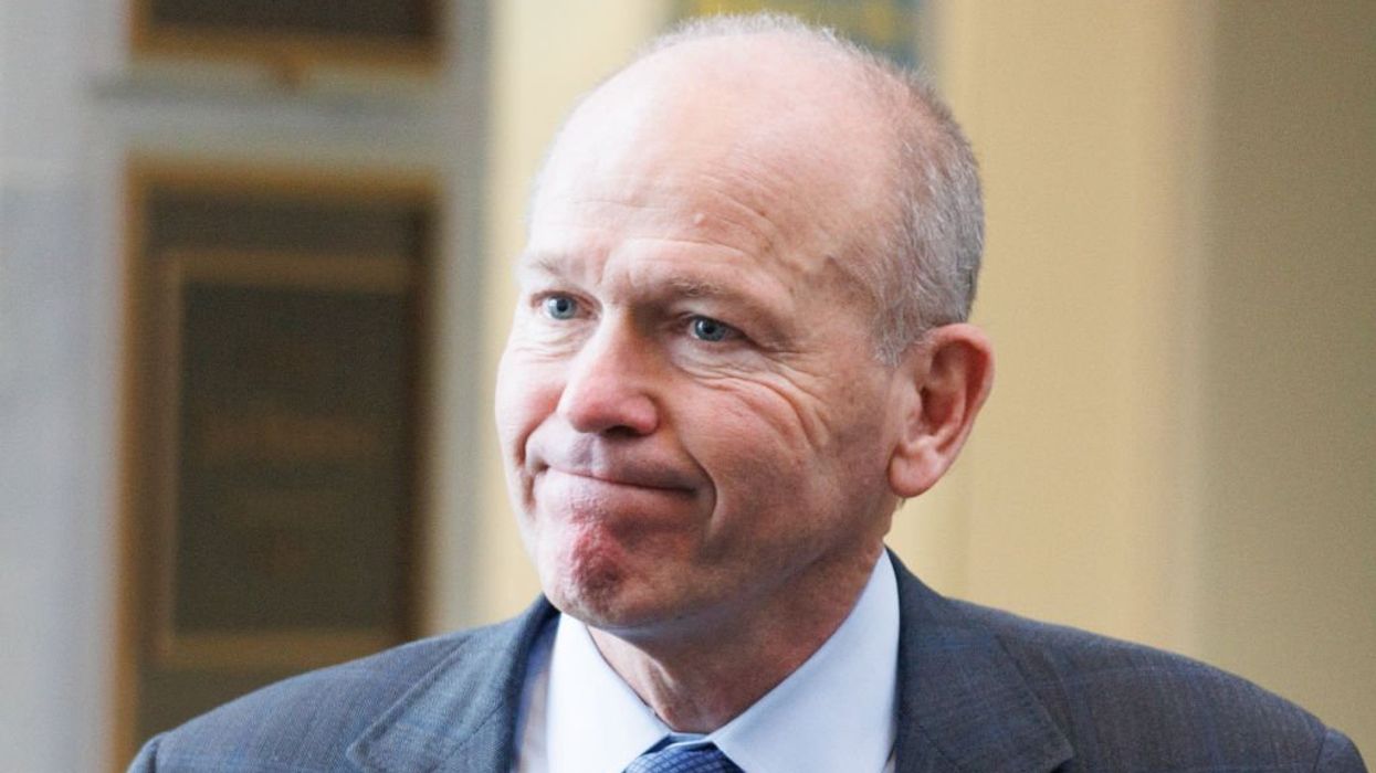 Boeing CEO, top executives to step down amid safety scandal