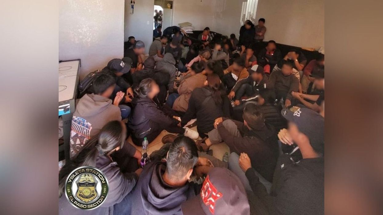Border authorities foil 'smuggling scheme,' find over 140 illegal migrants crammed inside 2 stash houses