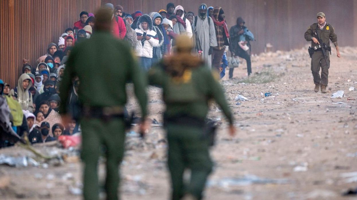 Border Patrol braces for gunfire after Mexican cartel reportedly puts out hit against agents