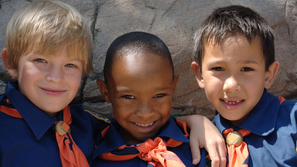 Boy Scouts go from banning gay participants to participating in gay pride parade in 8 short years