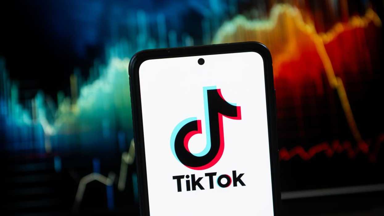 Branch manager allegedly stole more than $60,000 from customers to promote herself on TikTok: Report