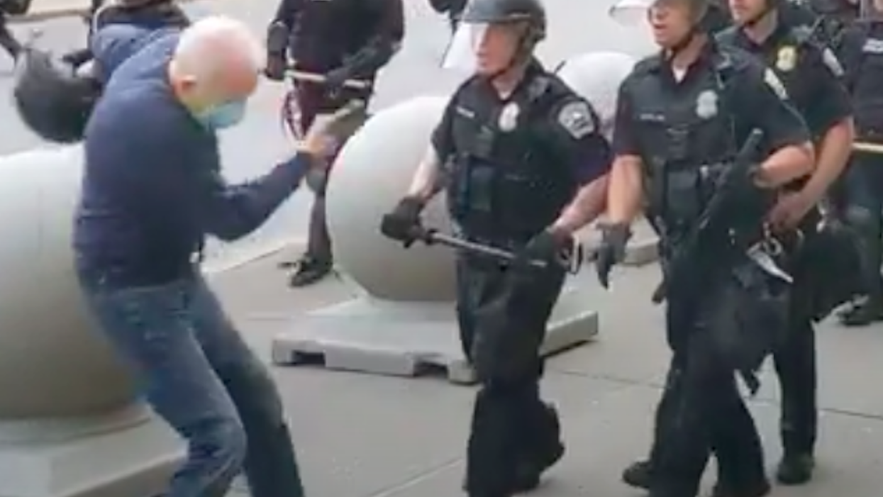Buffalo PD's Emergency Response Team resigns in protest of suspensions for cops who pushed elderly man