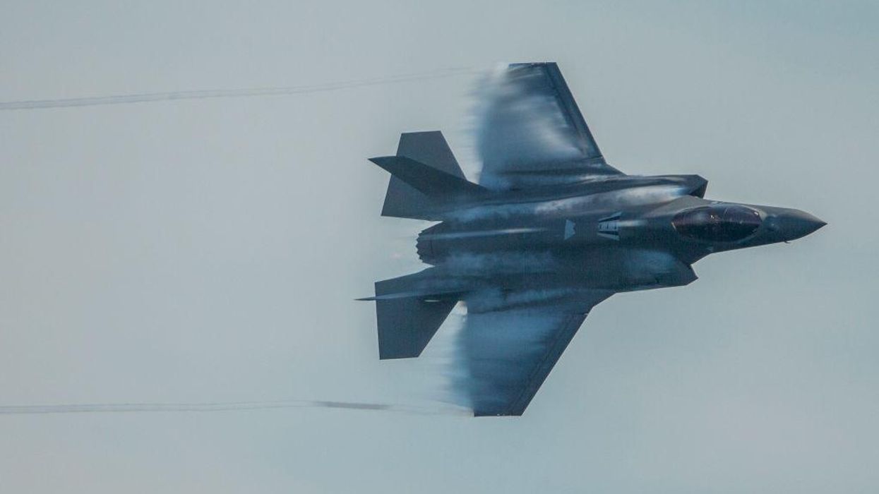 Canada buying 88 American F-35 stealth fighters amid rising tensions with China and Russia
