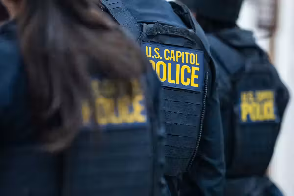 Capitol Police officers are forced to take out loans to pay their bills because of government shutdown, union boss says