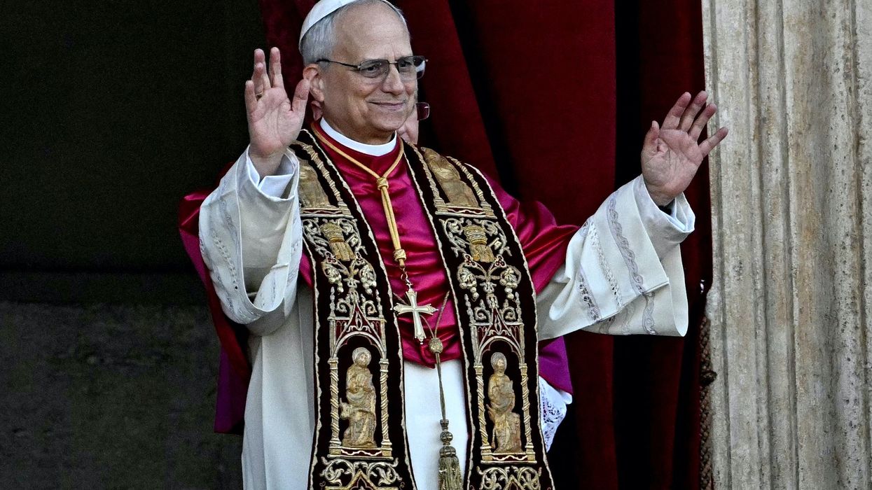 Cardinals choose pope from America for the first time in history