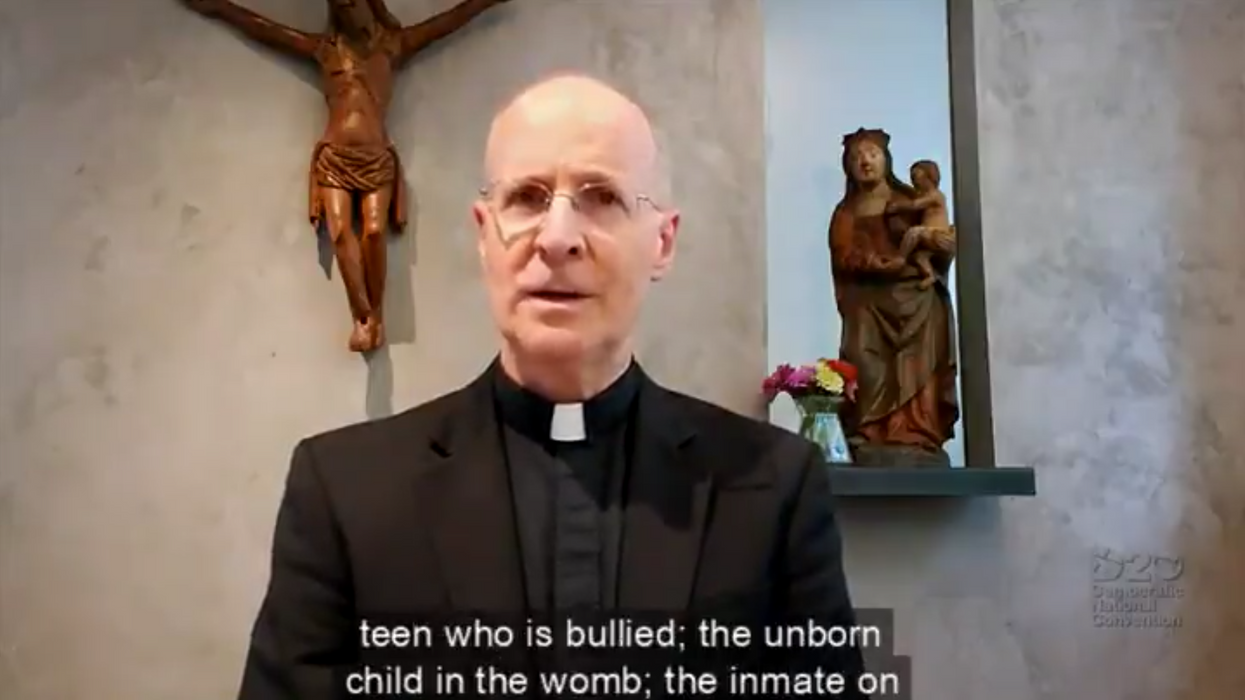 Catholic priest prays for God to 'open our hearts' to unborn children in DNC closing prayer