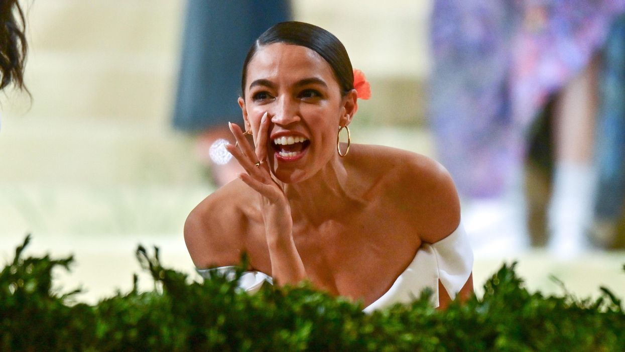 Celebrities at the 2021 Met Gala ripped for not wearing masks during swanky fete while the 'help' was forced to cover up: 'COVID rules are for serfs, not celebrities'