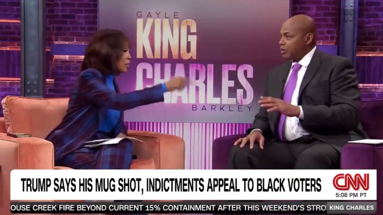 Charles Barkley threatens to assault black Trump supporters, but his CNN cohost quickly steps in with reality check