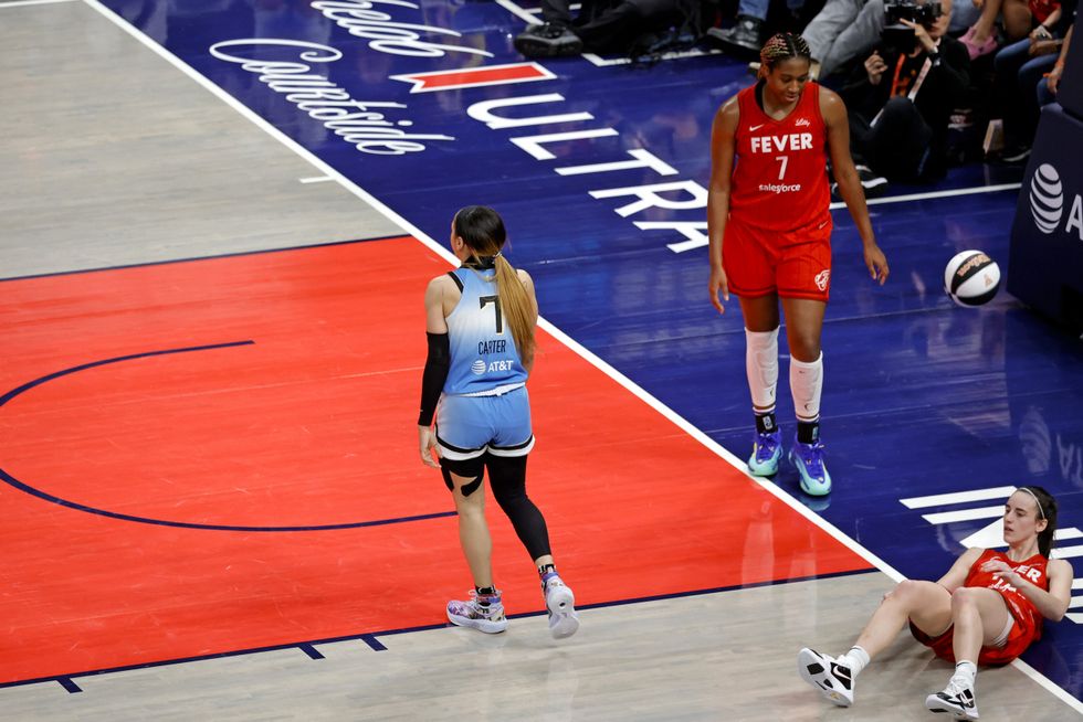 Chicago Tribune editorial board likens foul on Caitlin Clark to an 'assault'