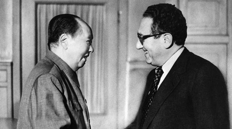 Chinese SIM farms are radicalizing Americans and destabilizing society, intel experts say