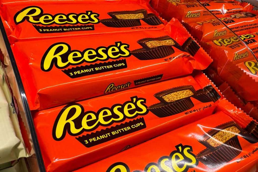 'Chocolate wars': Grandson of Reese's creator opens up about Hershey to Glenn Beck