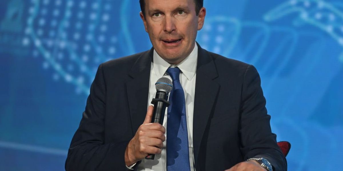 Chris Murphy cops out on trans athletes: ‘I don’t have girls’ Chris Murphy cops out on trans athletes: ‘I don’t have girls’