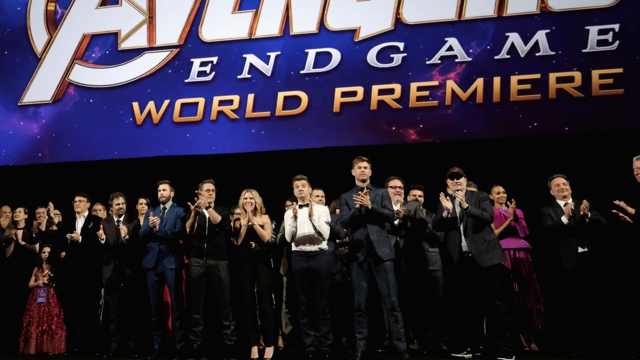 Chris Pratt's Marvel co-stars band together against critics in defense of the Christian actor: 'Best dude in the world'