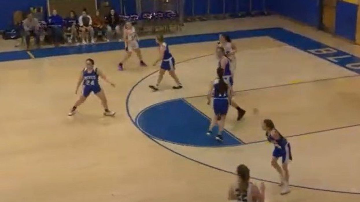 Christian high school girls' basketball team takes a stand, forfeits playoff game rather than compete against male opponent