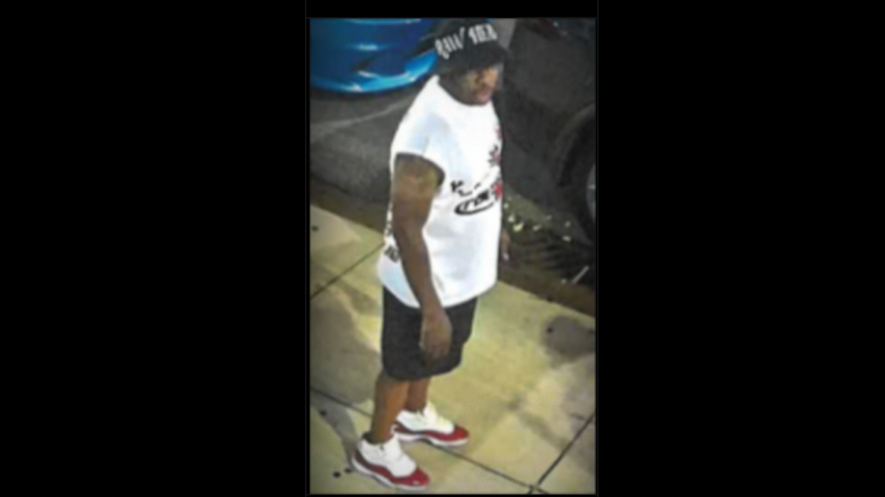 Cincinnati police looking for another mob attack suspect; videos appear to show him punching white male just after slap