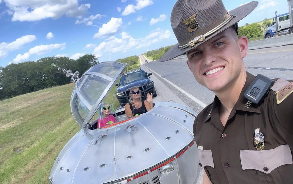 Close encounters of the nerd kind: Smiling troopers in 2 states pull over 'out of this world' vehicle heading to UFO Festival