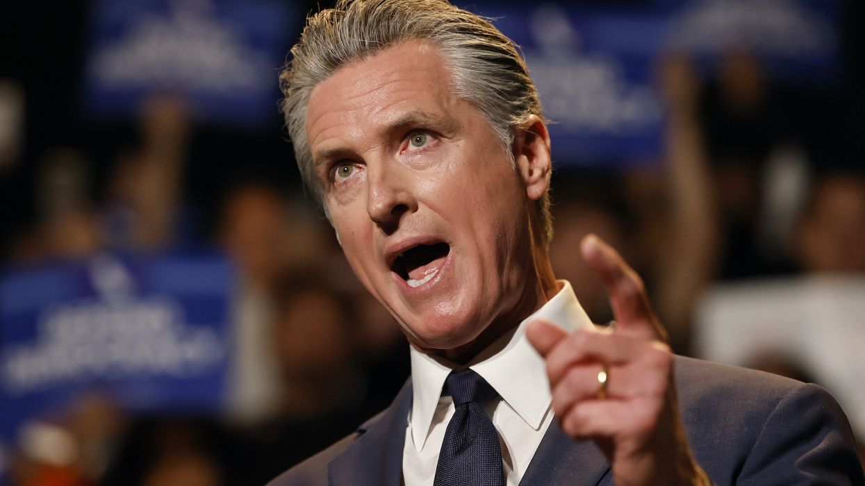 CNN analyst says Gavin Newsom's social media strategy is working because Dems want a 'fighter'