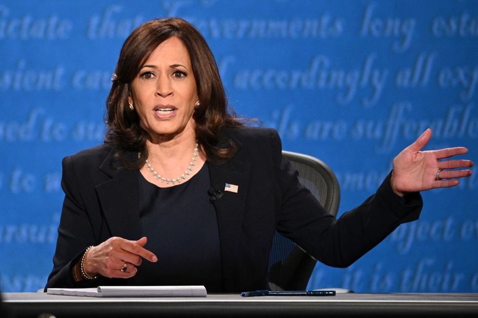 CNN fact-checks Harris' claim she now supports fracking: She said otherwise in 2020
