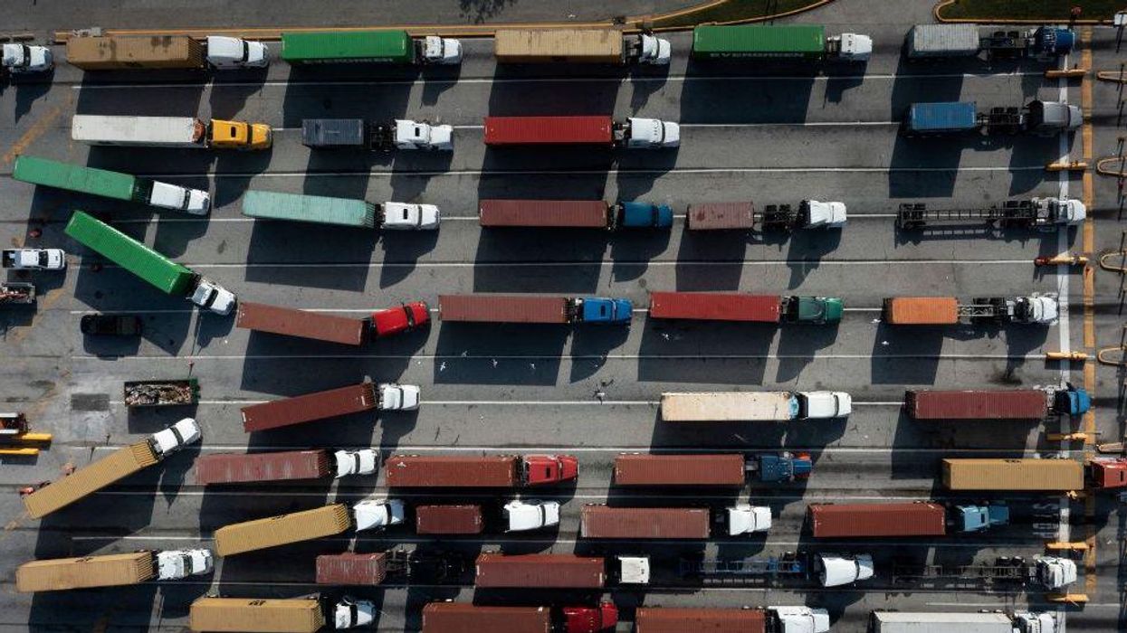 CNN host hit with swift lesson after attempting to downplay the supply chain crisis with mocking tweet