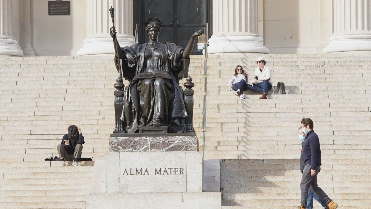 College students unhappy with coronavirus education sue their schools to get their money back