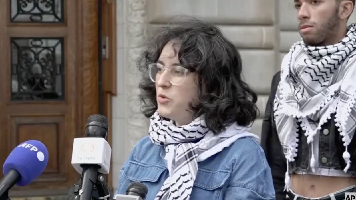 Columbia protester asked for 'humanitarian aid' for Hamilton Hall occupiers so they don't 'die of dehydration and starvation'