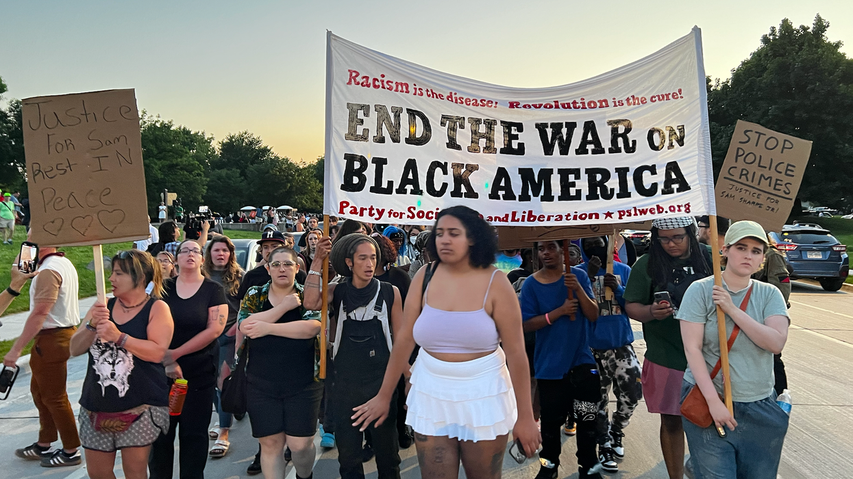 Columbus police shooting knife-wielding man in Milwaukee angers BLM protesters