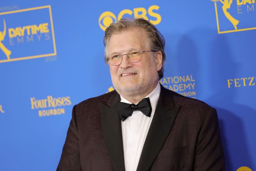Comedian Drew Carey explains why he paid the meal tabs for striking writers in 2023: &apos;It&apos;s the right thing to do&apos;