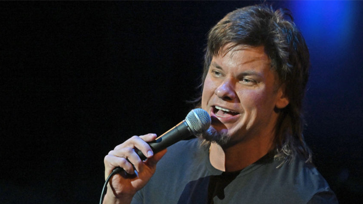 Comedian Theo Von makes surprise appearance with Trump in Qatar, jokes about Joe Biden 'huffing' kids