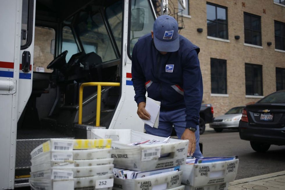 Congress moves to address postal carriers' safety concerns amid nationwide robbery trend