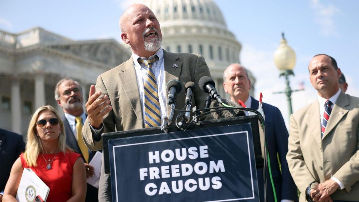 Conservative lawmakers urge Senate GOP to shut down government to defund Biden's vaccine mandates