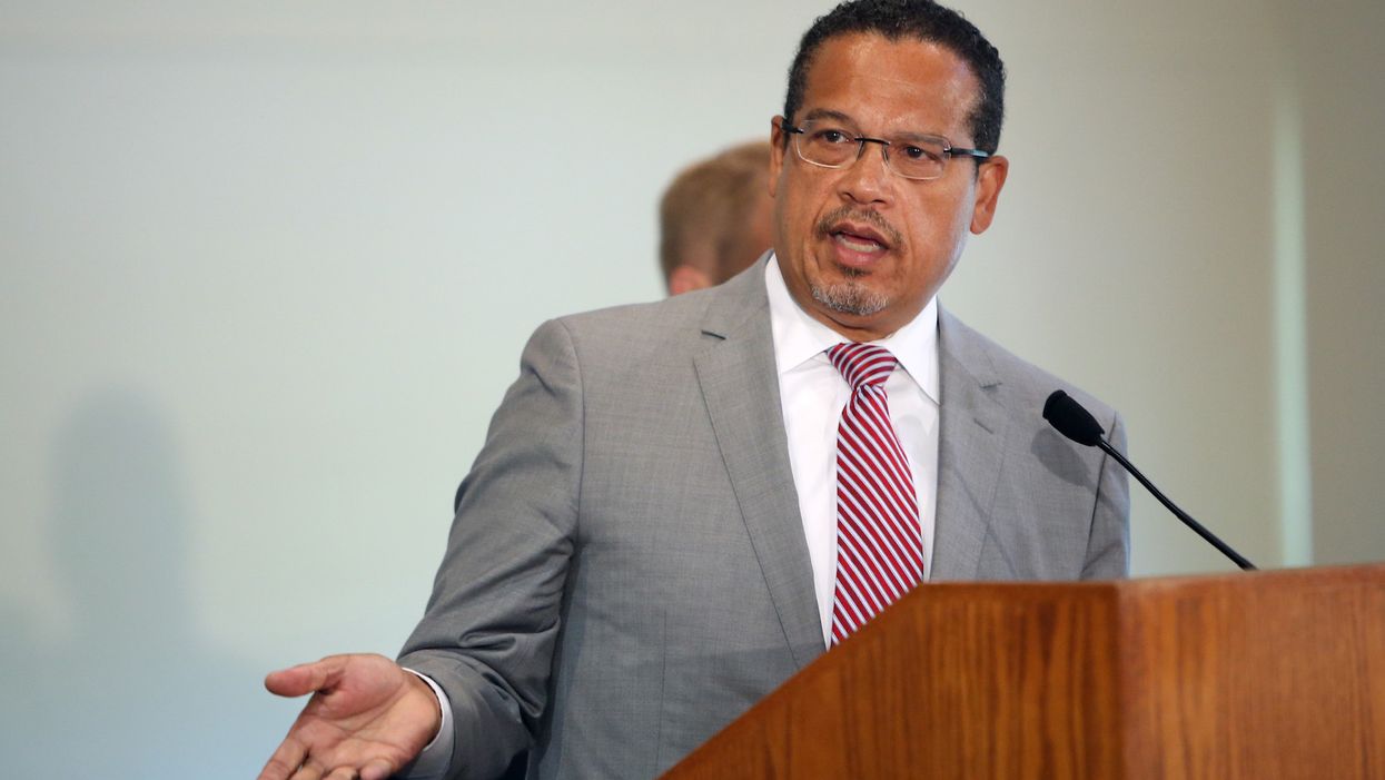 Cops shouldn't be responding to rape calls if the suspect runs away, Minnesota AG Keith Ellison says