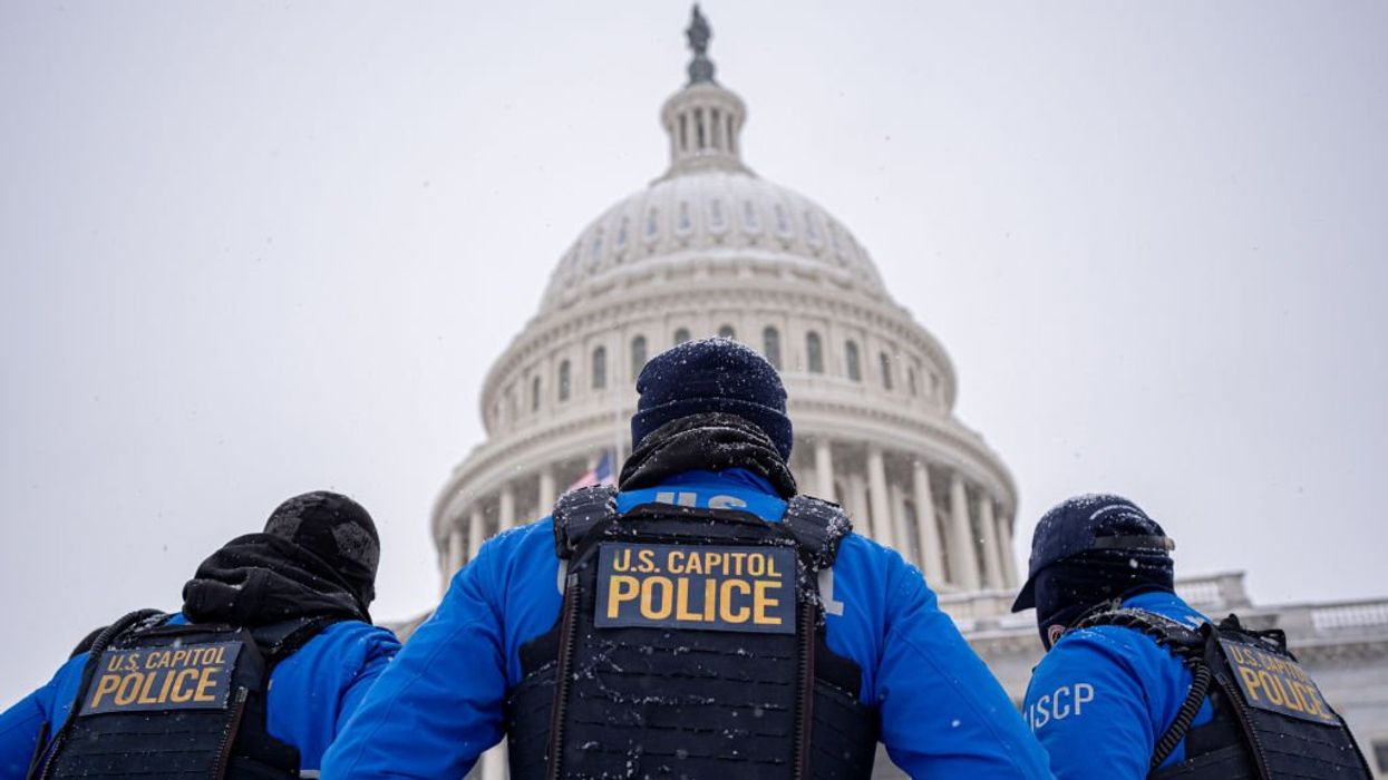 Corrupt cops, silent press: Legacy media ignores Capitol Police’s decades of corruption