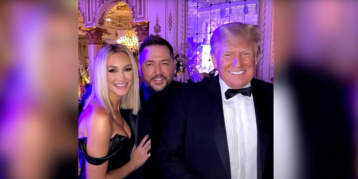 Country star Jason Aldean parties with former President Donald Trump for New Year's, says he's the greatest of all time — and social media erupts with praise | Blaze Media