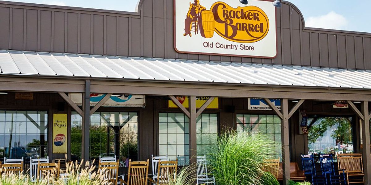 Cracker Barrel’s stock sinks after controversial ‘woke rebrand’ Cracker Barrel’s stock sinks after controversial ‘woke rebrand’