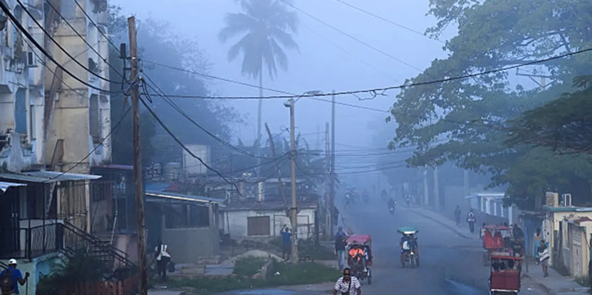 Cubans torch communist headquarters in protest of blackouts and food shortages