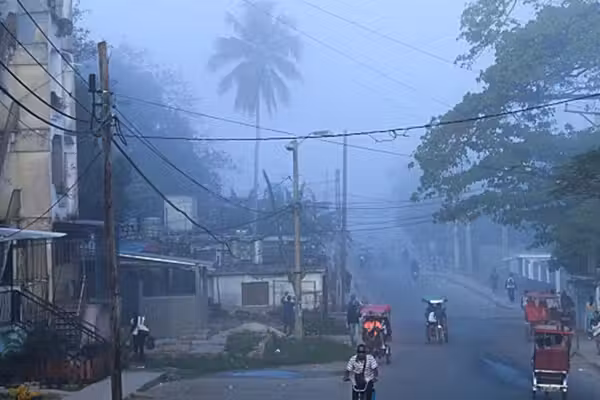 Cubans torch communist headquarters in protest of blackouts and food shortages