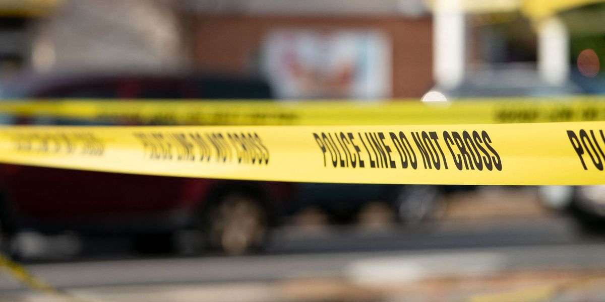 Dad stabbed to death while walking 8-year-old son home from elementary school, police say Dad stabbed to death while walking 8-year-old son home from elementary school, police say