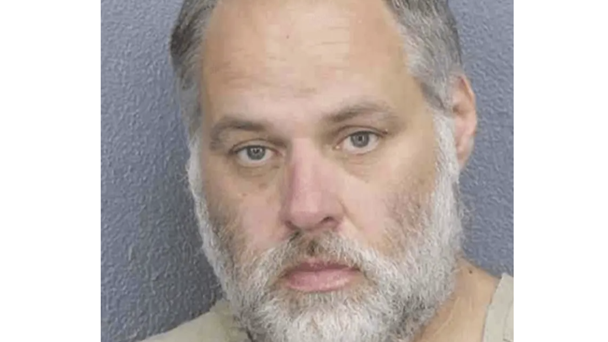 Dad who fostered about 20 children caught with child porn while leaving cruise with pregnant wife, kids: Affidavit