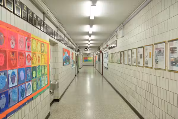 Damning texts expose elementary school assistant principal in cross-country prostitution scheme with porn star: Feds