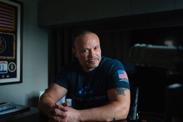 Dan Bongino officially leaves the FBI, returns to civilian life