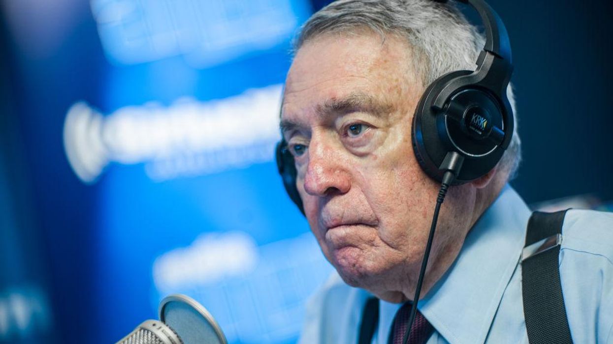 Dan Rather questions whether it was ‘responsible’ to show Super Bowl commercials with large groups of maskless people