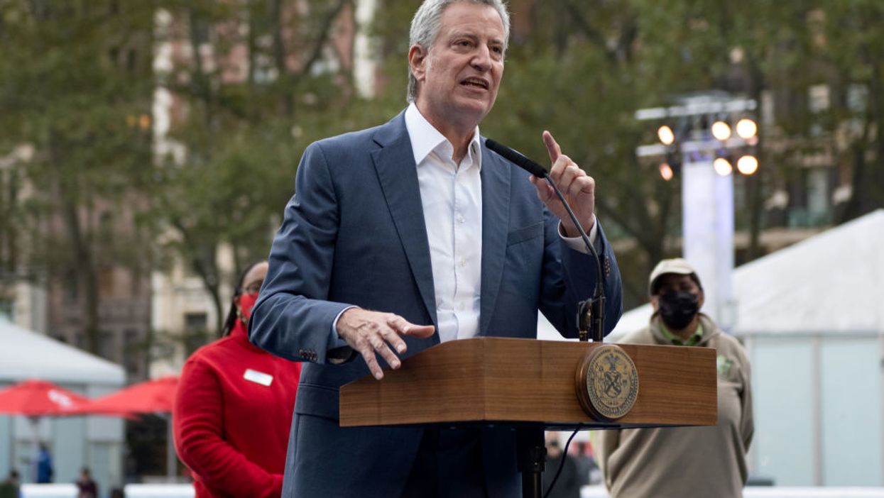 De Blasio tells New Yorkers: Get ready for schools to close Monday, through the end of November​