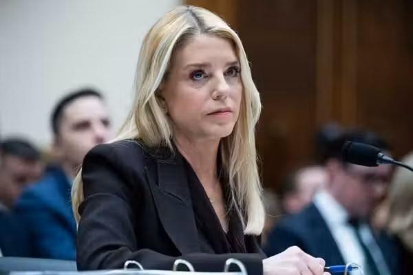 Deace: The Pam Bondi Show needs to be canceled