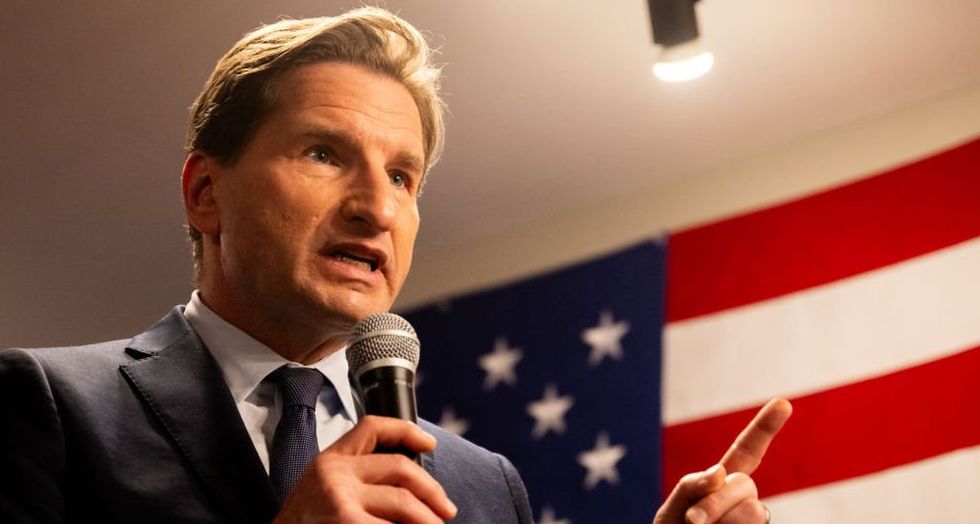 Dean Phillips humbles reporters with lesson in journalism‚ explains why Joe Biden is 'going to get creamed'