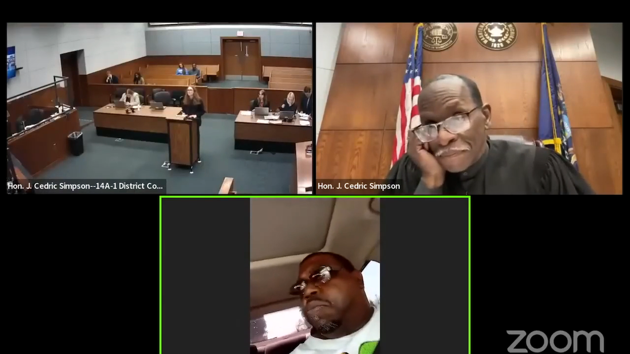Defendant on trial for driving with suspended license joins Zoom hearing — while driving car. Judge is stunned.