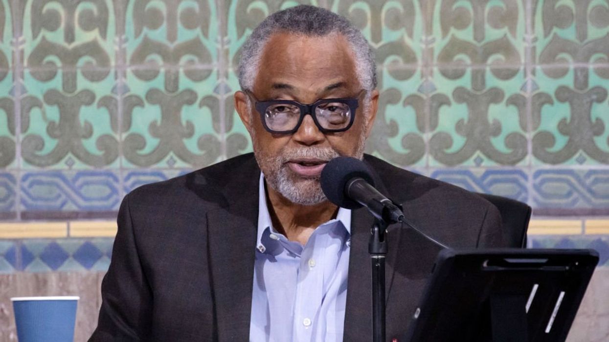 Dem LA councilman faces corruption charges after allegedly voting on projects he had financial interest in, collecting medical benefits for woman while still married to someone else