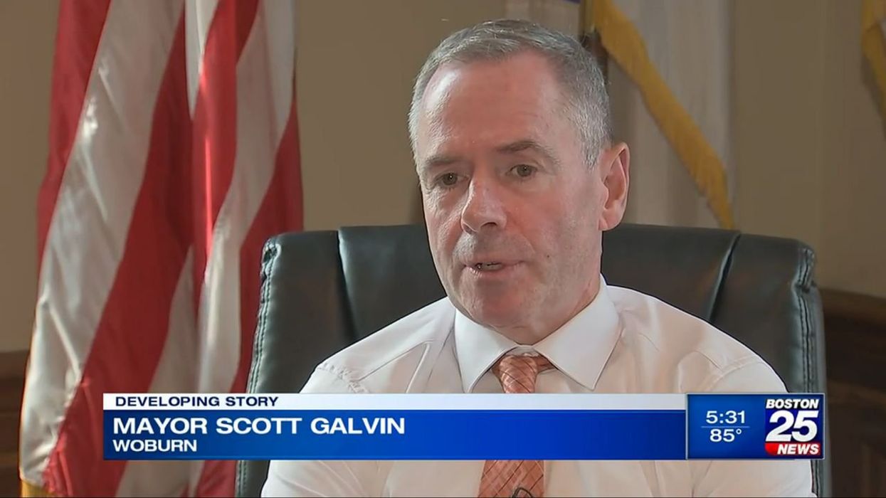 Dem mayor urges Massachusetts to reform 'right-to-shelter' law amid growing migrant crisis straining local resources