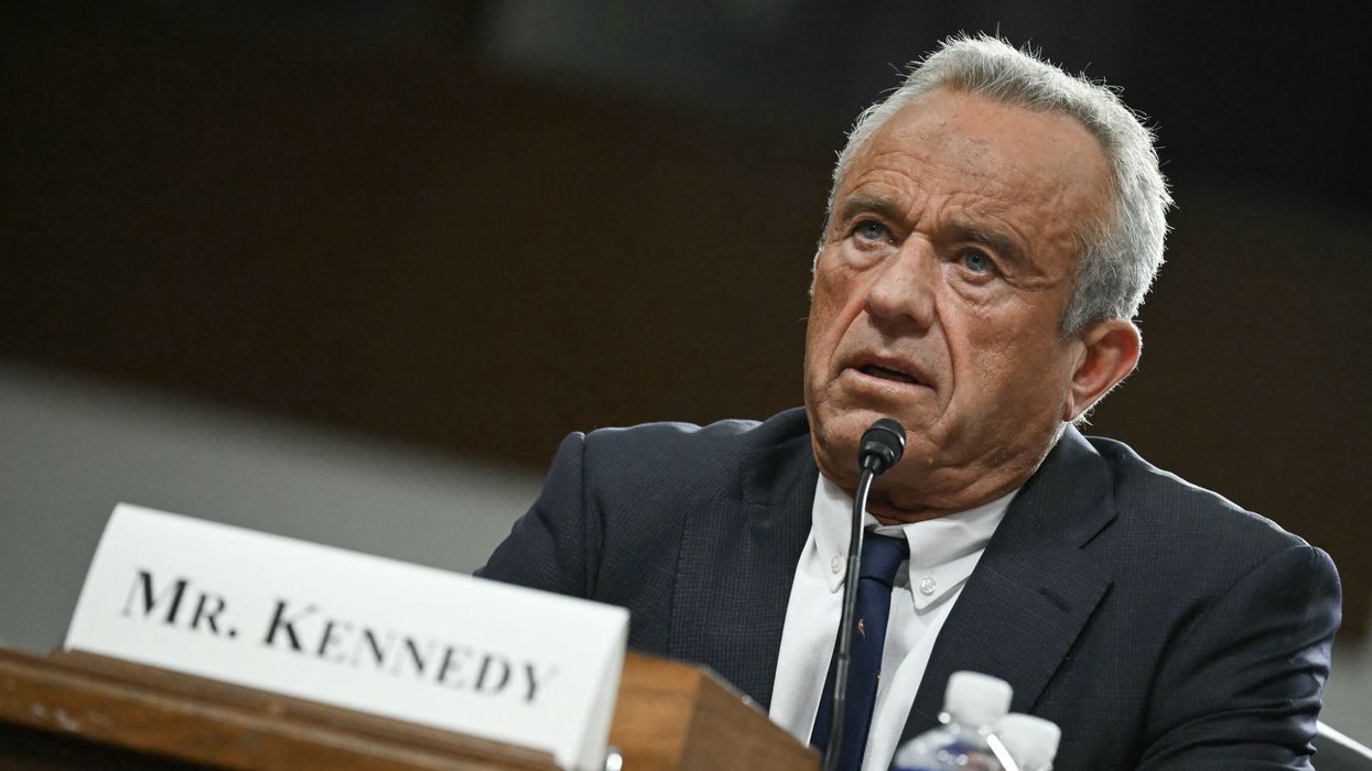 Dem senators try to tank RFK Jr. despite seeing eye to eye on Big Pharma